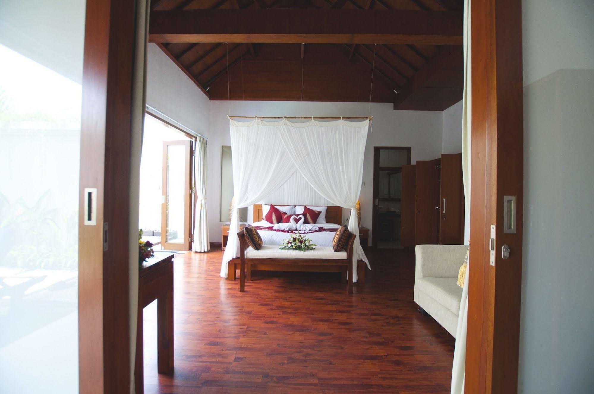 Villa Bougainville Seminyak Extérieur photo